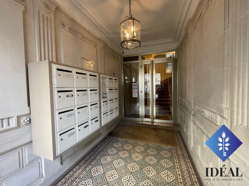 Appartement - 83 m² - 4 pièces