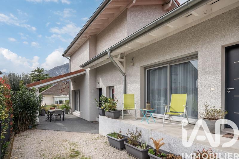 Maison - 162 m² - 7 pièces