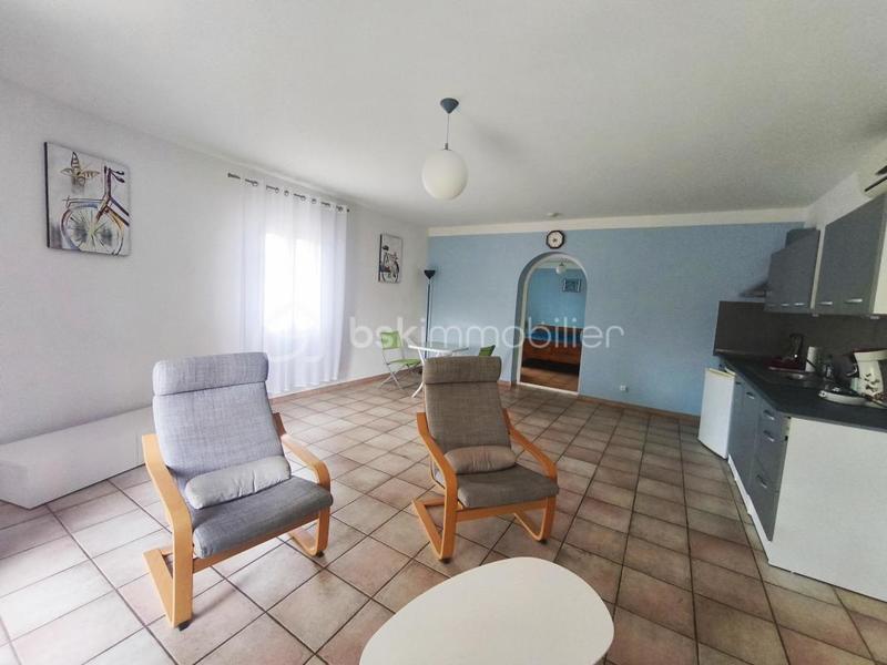 Maison traditionnelle - 166 m² - 6 pièces