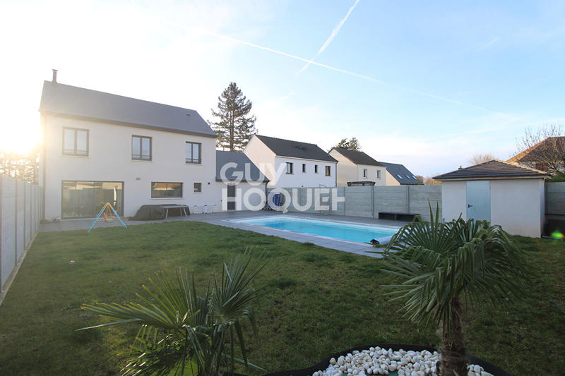 Maison - 147 m² - 6 pièces