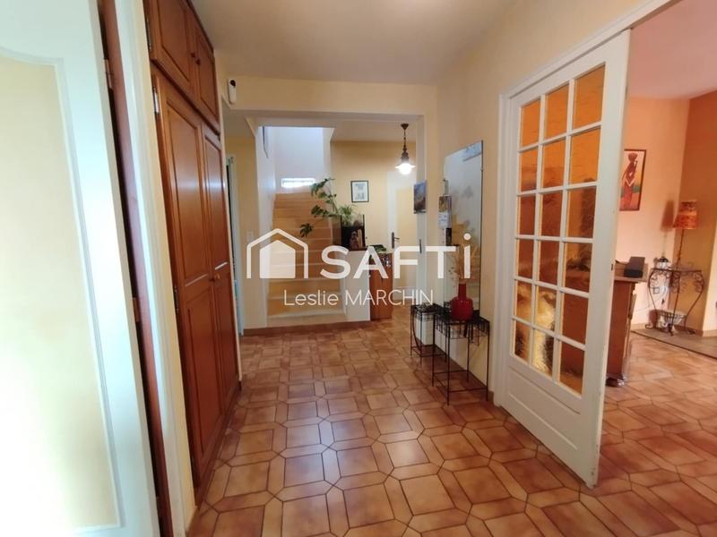 Maison - 192 m² - 9 pièces