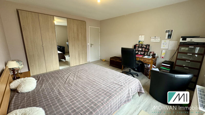 Maison - 228 m² - 8 pièces