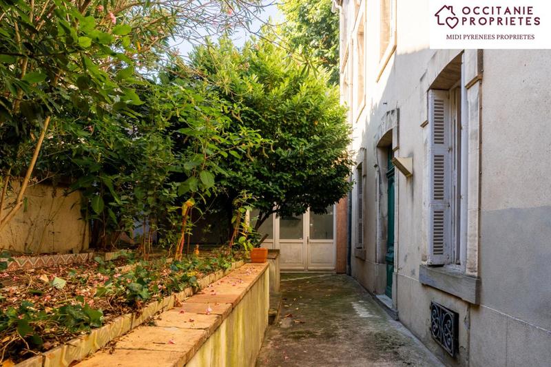 Maison de village - 282 m² - 8 pièces