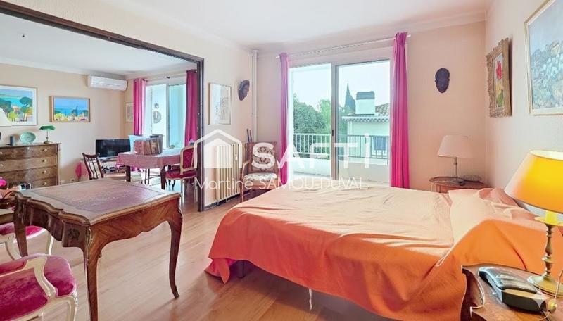 Appartement - 80 m² - 3 pièces