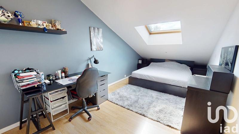 Maison - 210 m² - 9 pièces