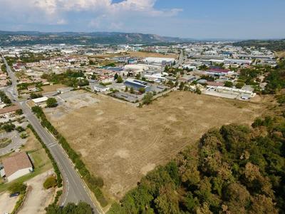 Terrain constructible - 580 m²