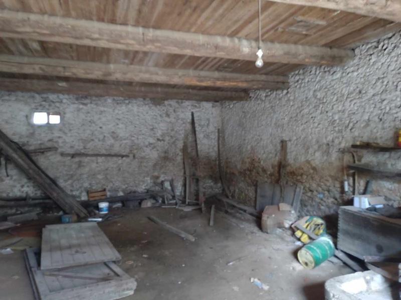 Parking / Garage - 180 m²