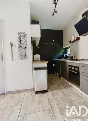 Maison - 340 m² - 4 pièces