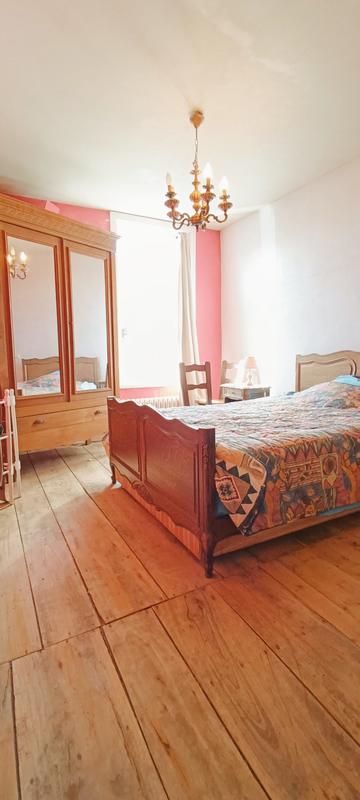 Maison - 171 m² - 10 pièces