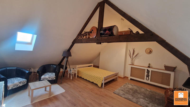 Maison - 95 m² - 5 pièces