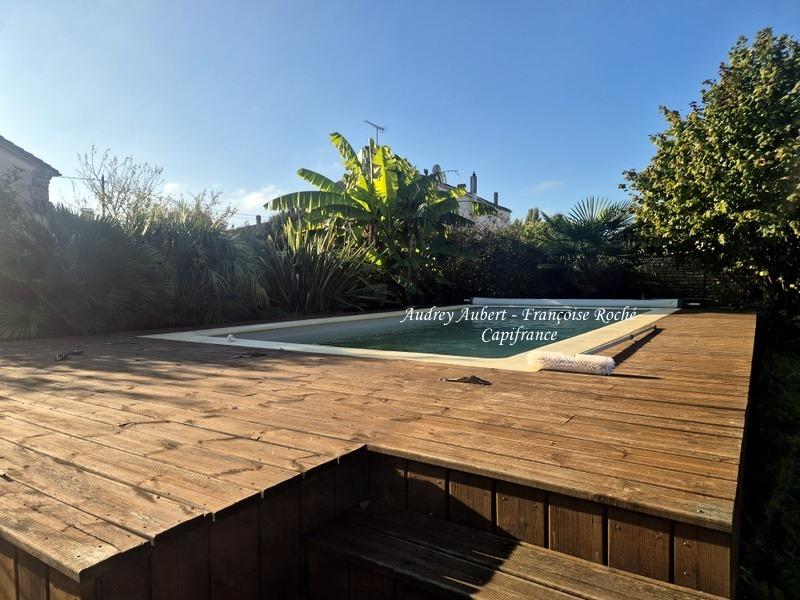 Maison - 156 m² - 9 pièces