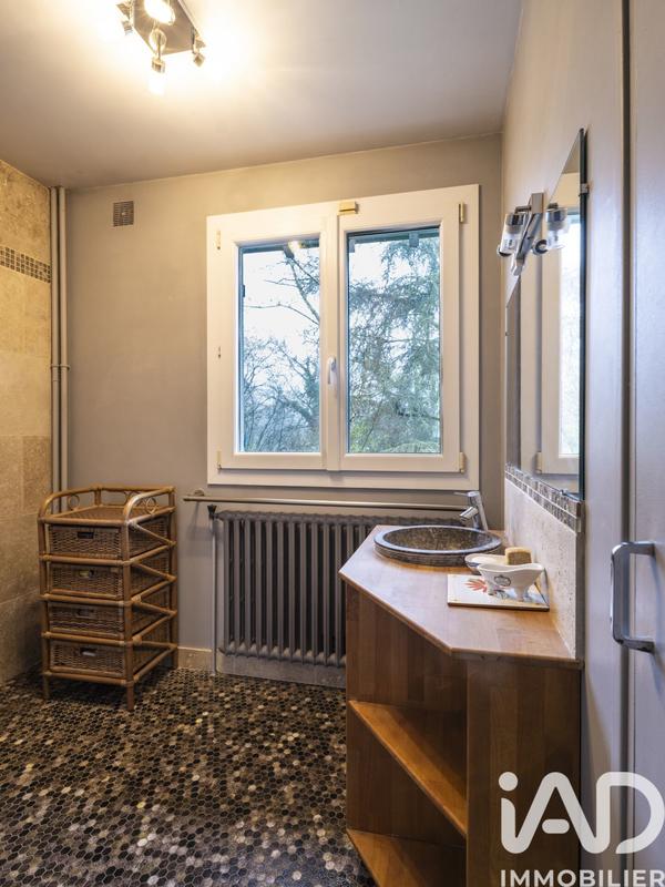 Maison - 190 m² - 7 pièces