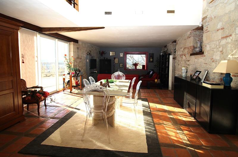 Maison en pierre - 300 m² - 9 pièces