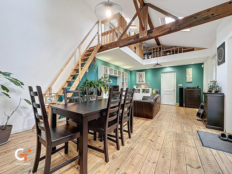 Maison - 130 m² - 7 pièces