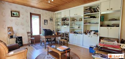 Propriété - 210 m² - 7 pièces