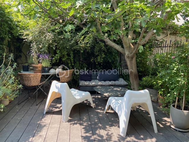 Loft - 135 m² - 5 pièces