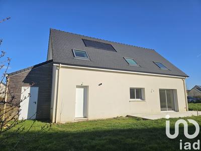 Maison - 142 m² - 8 pièces