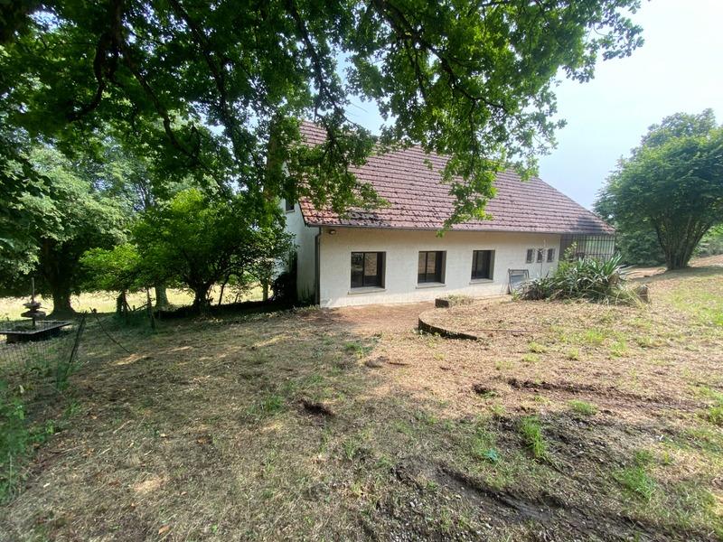 Maison - 155 m² - 12 pièces