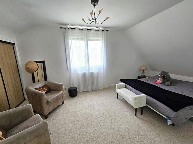 Maison - 105 m² - 5 pièces