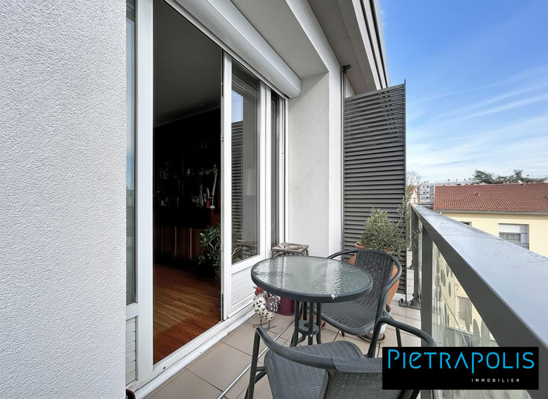 Appartement - 56 m² - 3 pièces