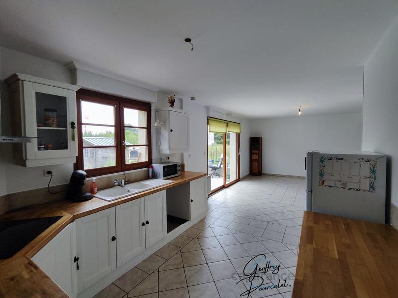 Maison - 134 m² - 7 pièces