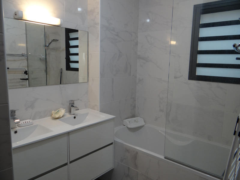 Appartement - 80 m² - 3 pièces