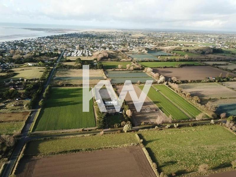 Maison - 220 m² - 7 pièces