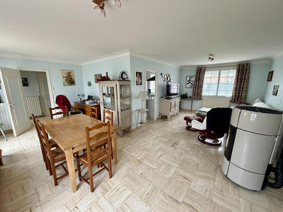 Maison - 108 m² - 4 pièces