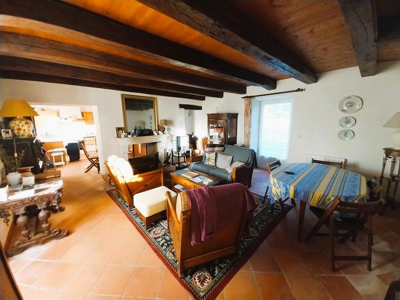 Maison ancienne - 107 m² - 5 pièces