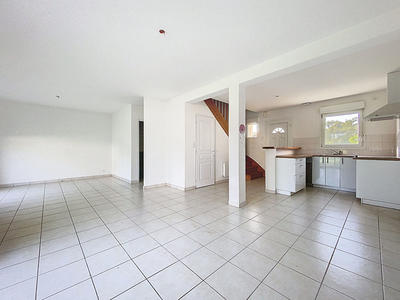 Maison - 87 m² - 5 pièces