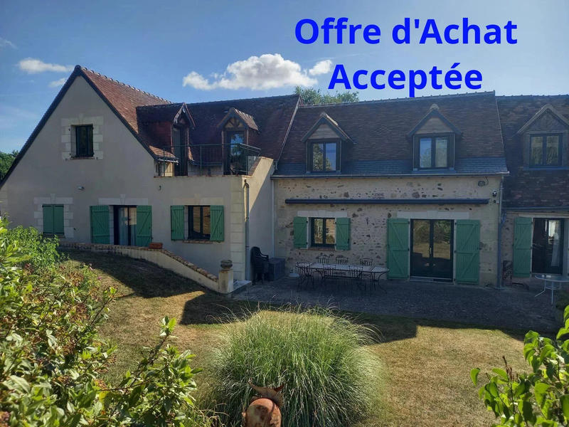 Maison - 258 m² - 8 pièces