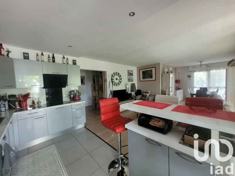 Appartement - 80 m² - 4 pièces