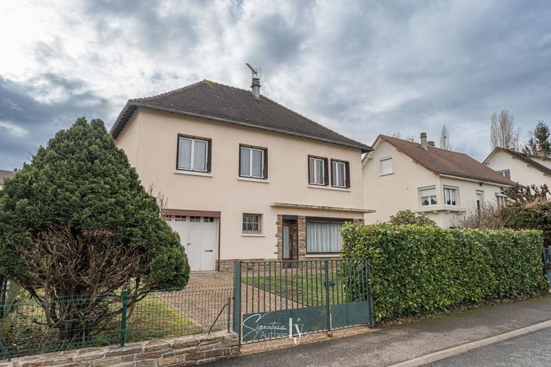 Maison - 104 m² - 5 pièces