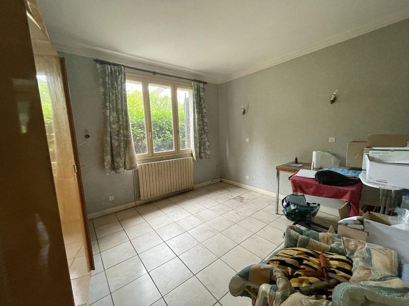 Maison traditionnelle - 245 m² - 6 pièces