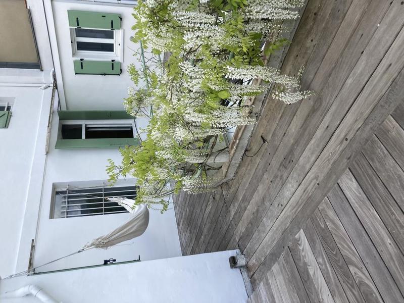 Maison - 260 m² - 10 pièces