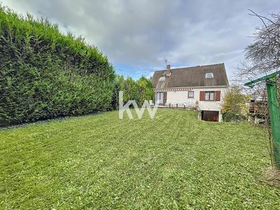 Maison traditionnelle - 87 m² - 4 pièces