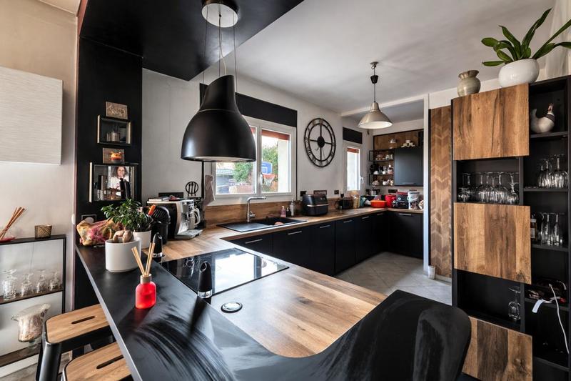 Maison - 134 m² - 7 pièces