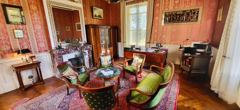 Maison - 365 m² - 10 pièces