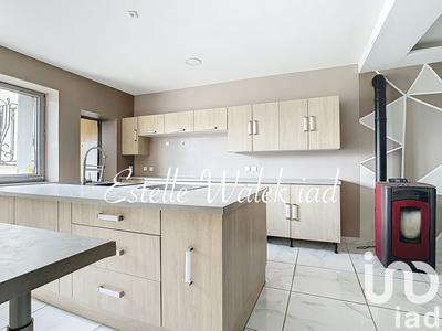 Maison - 96 m² - 4 pièces