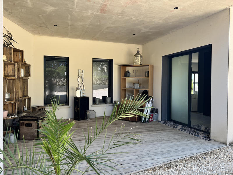 Maison - 225 m² - 6 pièces