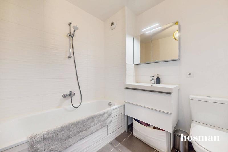 Appartement - 84 m² - 4 pièces