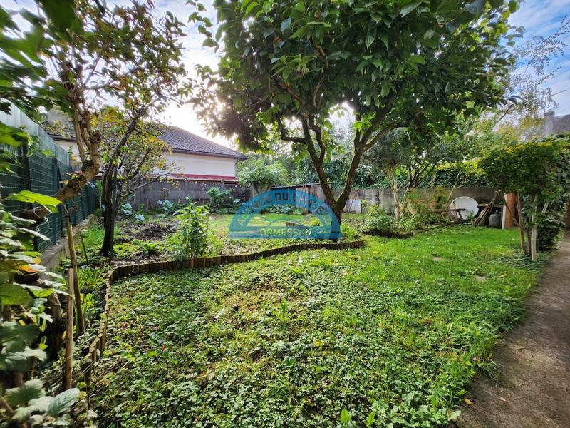 Maison - 200 m² - 8 pièces