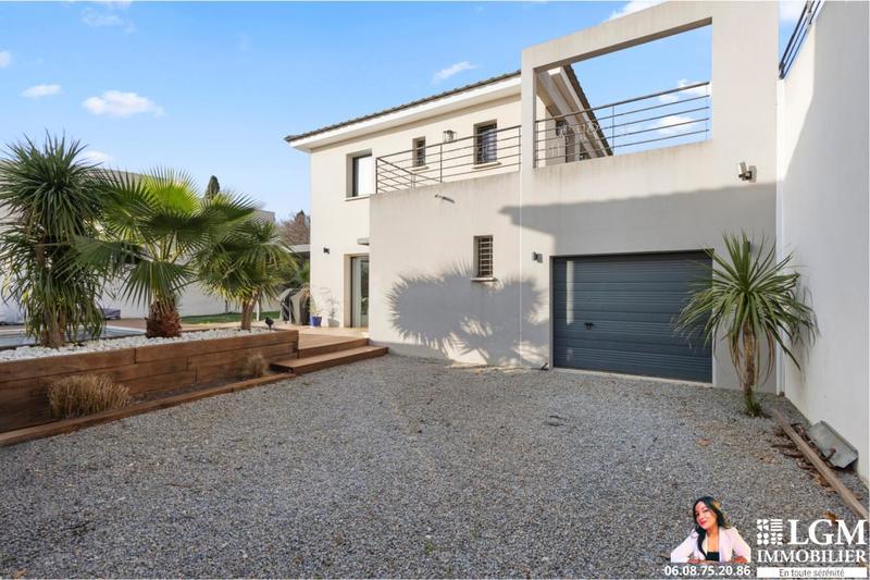 Maison - 96 m² - 4 pièces