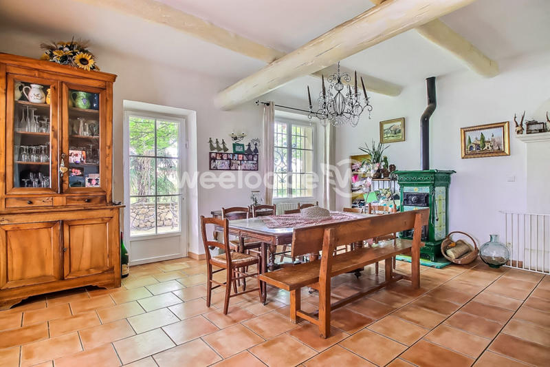 Bastide - 558 m² - 10 pièces