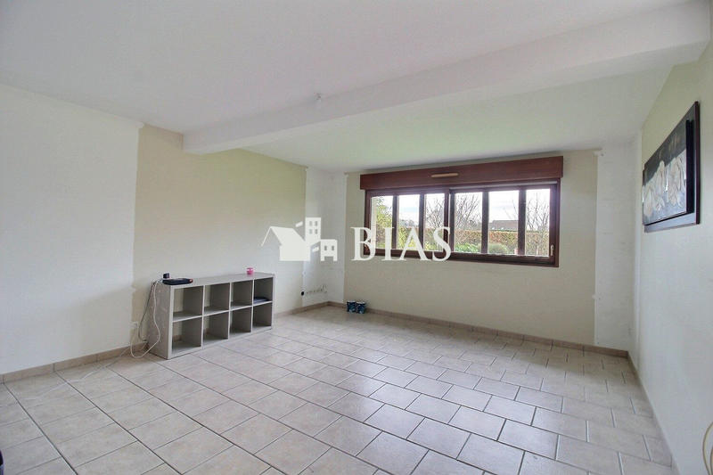 Maison - 165 m² - 8 pièces