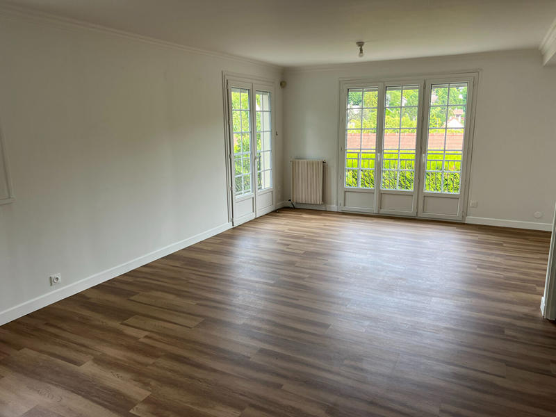 Maison - 185 m² - 7 pièces