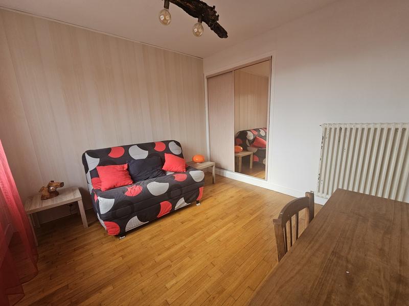 Maison - 149 m² - 8 pièces