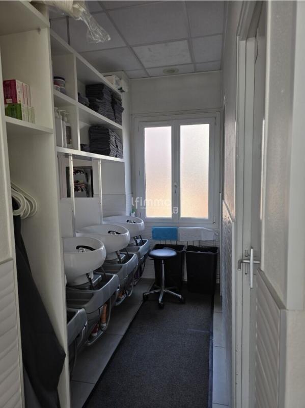 Fonds de commerce - Local commercial - 45 m²