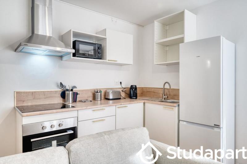 Chambre - 10 m² - 1 pièce