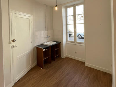 Local commercial - 37 m² - 2 pièces